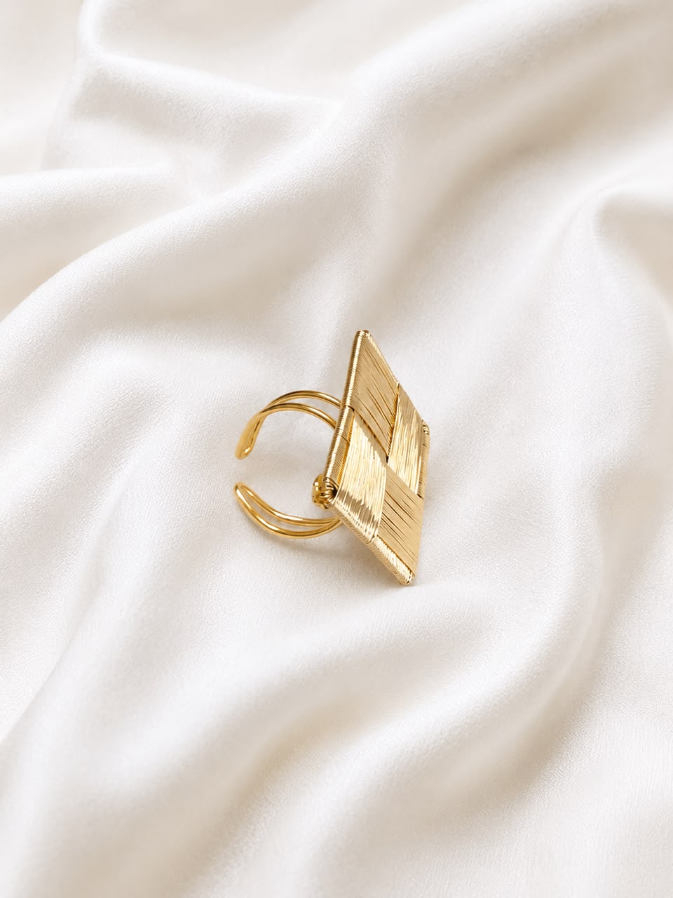 ANILLO MAYA