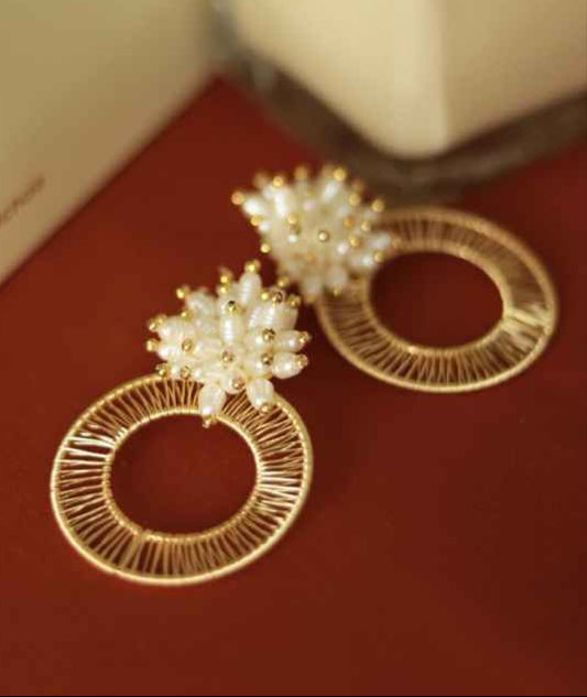 ARETES AURORA